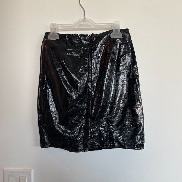 Crinkle Faux Leather Mini Skirt - Picture 3 of 8